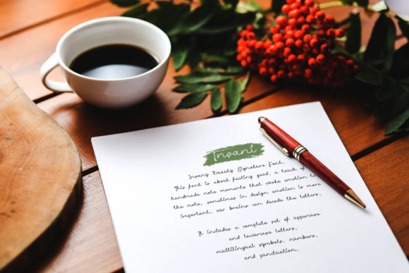 Insani - Beauty Signature: Elevating Campaign Design with a Modern Handwritten Font